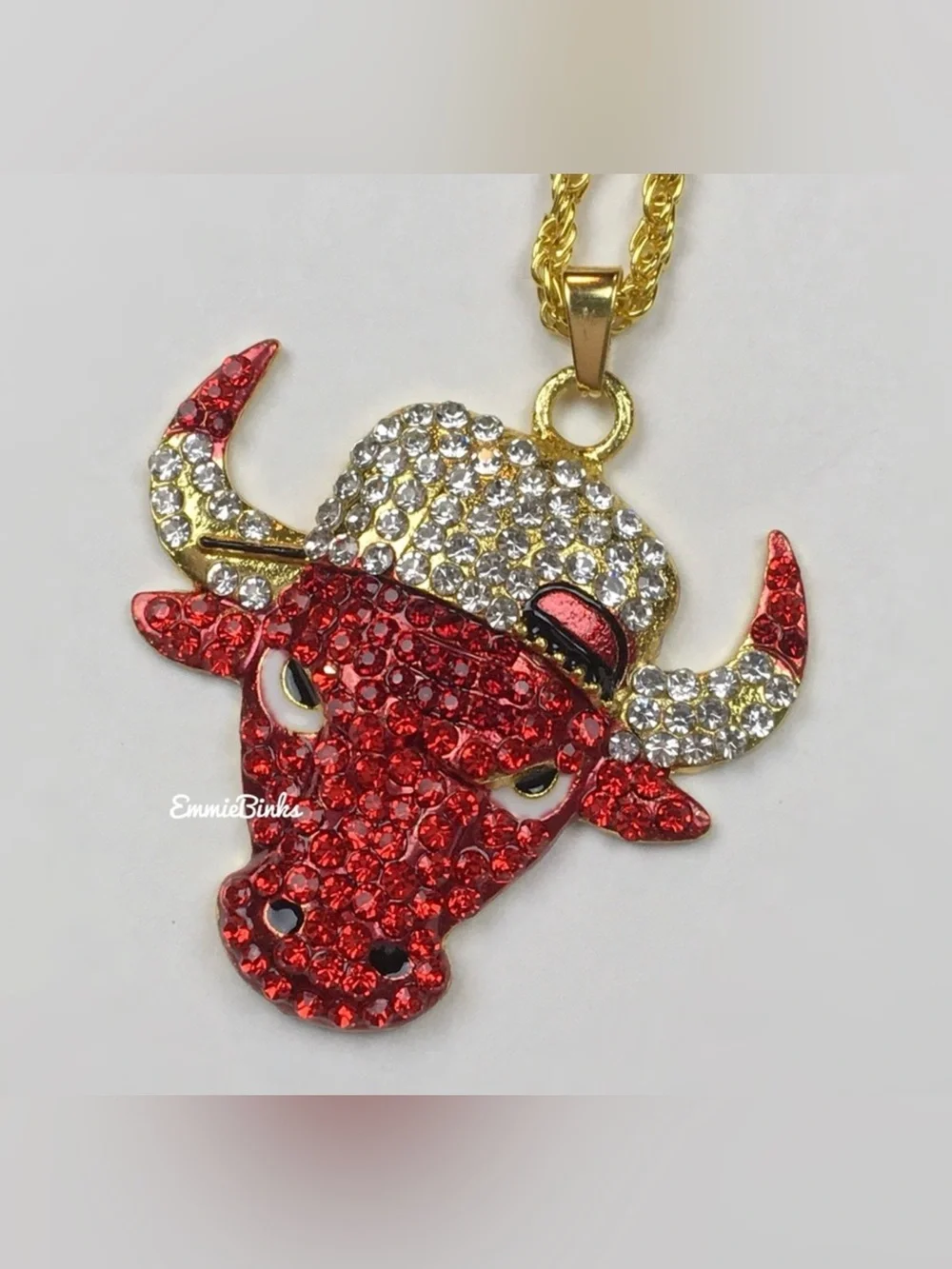 New Unisex Chicago Bulls NBA Bling Pendant Gold Chain Necklace